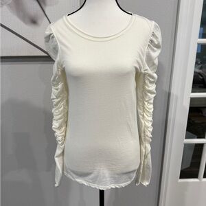 Like New Free People Off White Ruched Sleeve Top